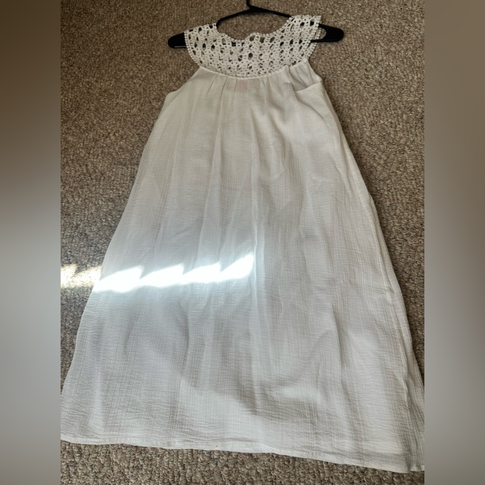EUC Lilly Pulitzer sz 0 White High-neck Dress